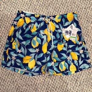 Swim trunk size L